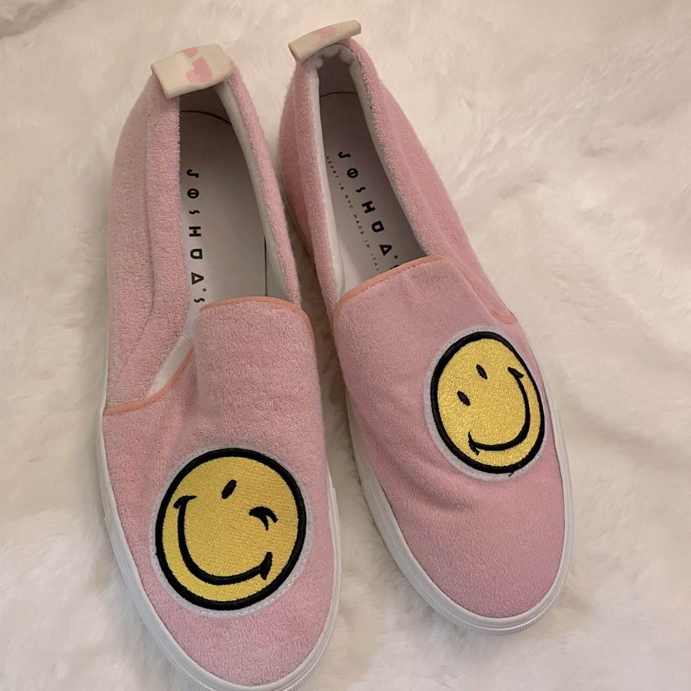 Joshua Saunders slip on shoes - size 9